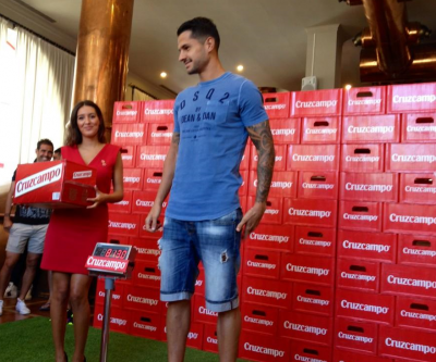 Spelers Sevilla krijgen hun gewicht in bier
